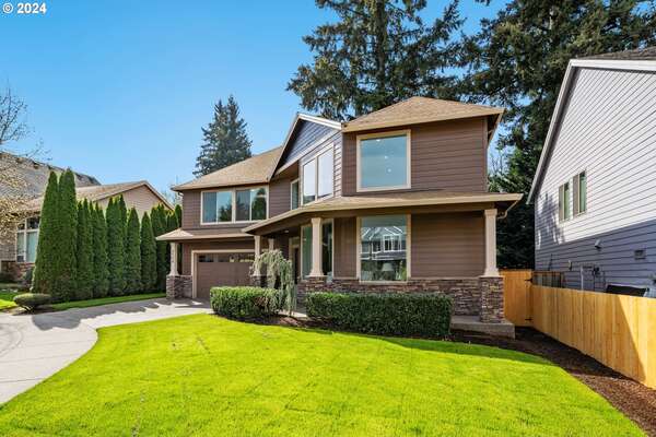 3709 NE 104th Cir, Vancouver, WA 98686