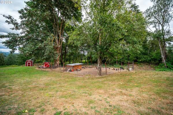 105  Hurn Rd, Woodland, WA 98674