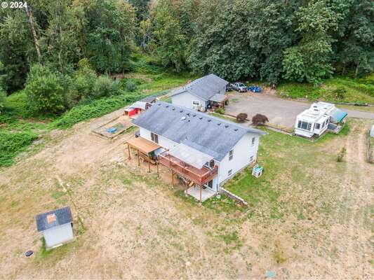 105  Hurn Rd, Woodland, WA 98674