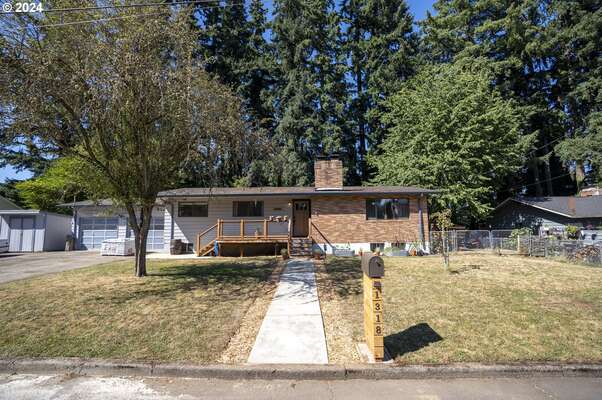 1318 NE 115th St, Vancouver, WA 98685