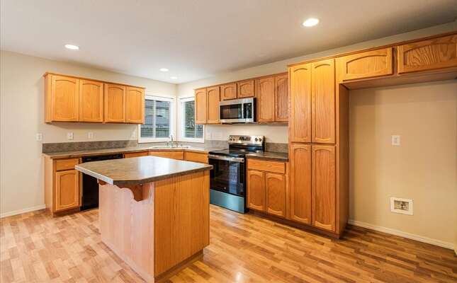 113 E 15 Pl, La Center, WA 98629