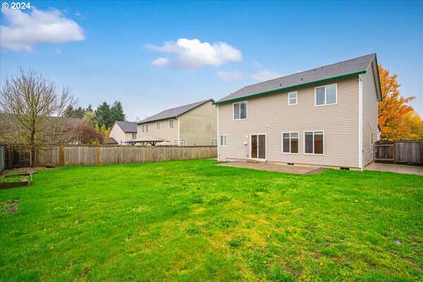 113 E 15 Pl, La Center, WA 98629