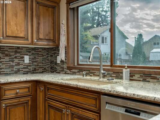 4010 NE 157th Ave, Vancouver, WA 98682