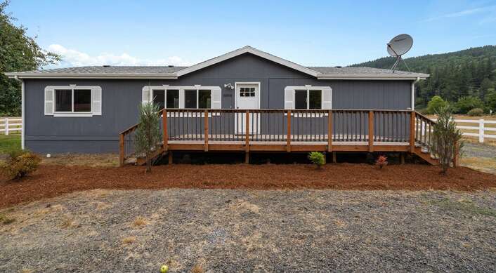 30518 NE Healy Rd, Amboy, WA 98601