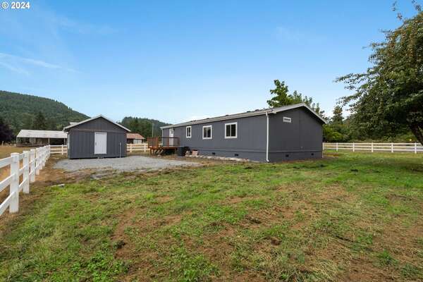 30518 NE Healy Rd, Amboy, WA 98601