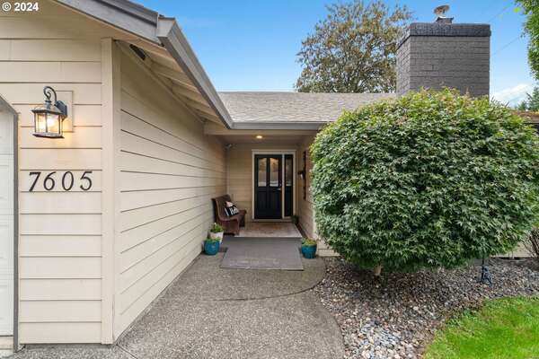 7605 NE 148th Ave, Vancouver, WA 98682