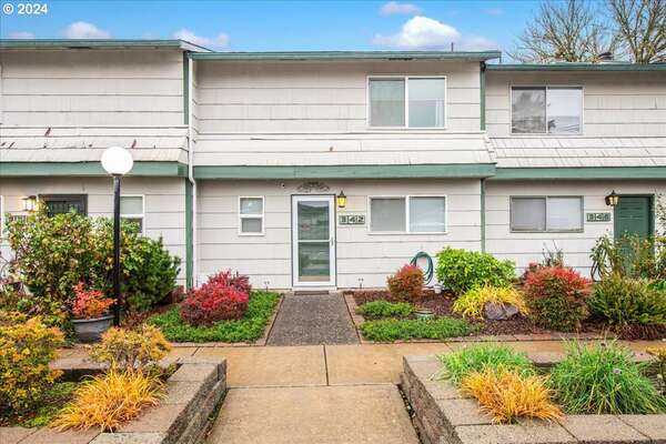 342 NE 103rd St, Vancouver, WA 98685