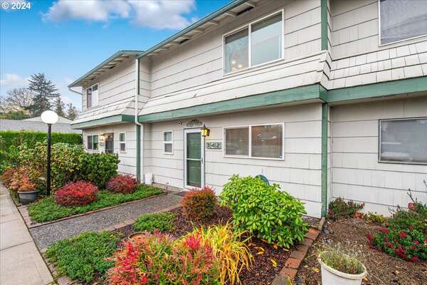 342 NE 103rd St, Vancouver, WA 98685