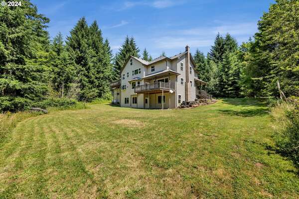 9721 NE Livingston Mountain Ct, Camas, WA 98607