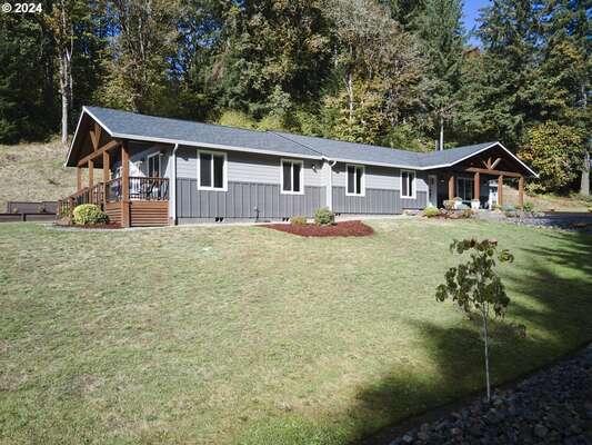 164  Bozarth Heights Rd, Woodland, WA 98674