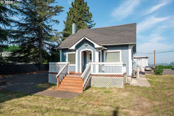 12216 NE 119th St, Vancouver, WA 98682