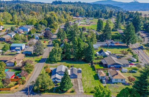 104  42nd St, Washougal, WA 98671