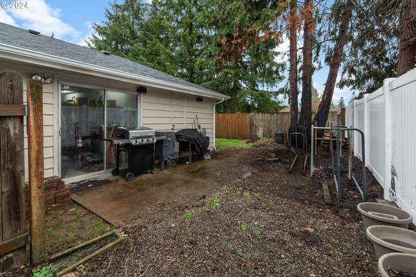 2411 NE 95th Ct, Vancouver, WA 98662