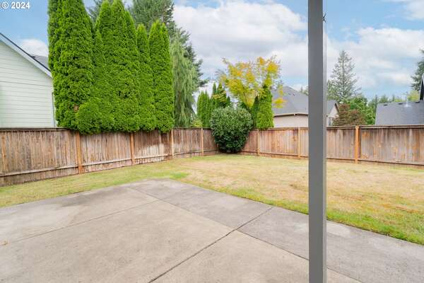 17700 NE 30th St, Vancouver, WA 98682