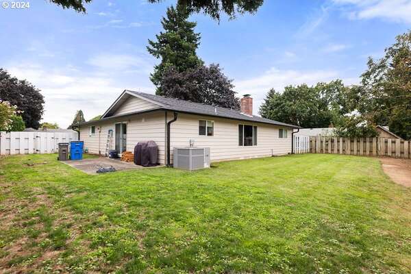 10114 NW 15th Ave, Vancouver, WA 98685