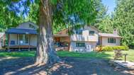 3745  Columbia Heights Rd, Longview, WA 98632