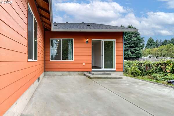 8404 NE 63rd St, Vancouver, WA 98662