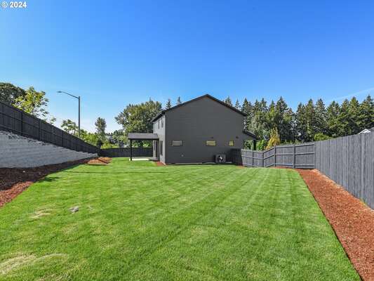 1807 W Kestrel Ct, La Center, WA 98629