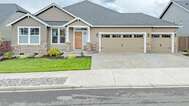 3005 S White Salmon Dr, Ridgefield, WA 98642