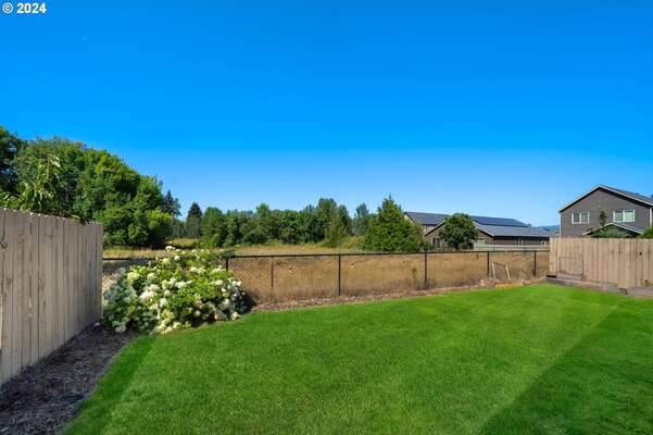 14100 NE 102nd St, Vancouver, WA 98682