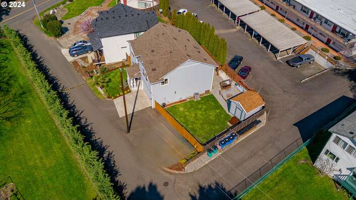 2100 NW Kelly Dr, Vancouver, WA 98665