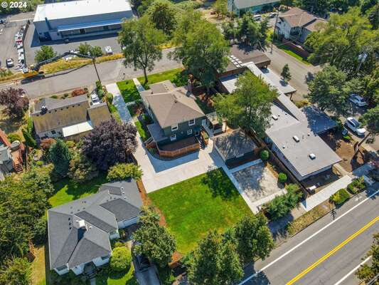 2406 E 6th St, Vancouver, WA 98661