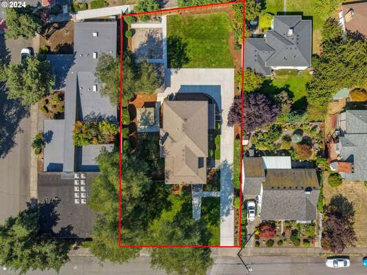 2406 E 6th St, Vancouver, WA 98661