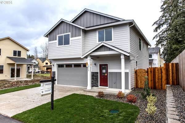 12715 NE 109th St, Vancouver, WA 98682