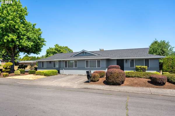 415 SE 117th Ave, Vancouver, WA 98683