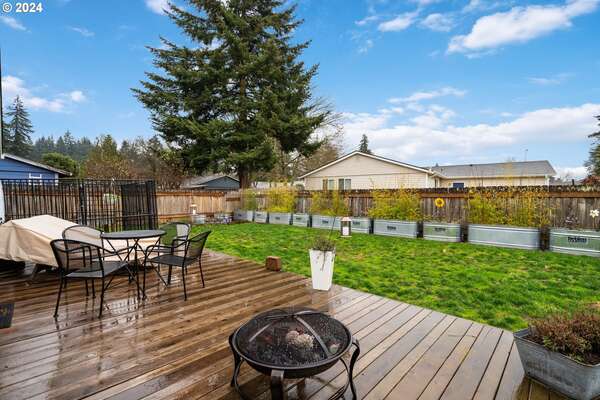 12909 NE 44th St, Vancouver, WA 98682