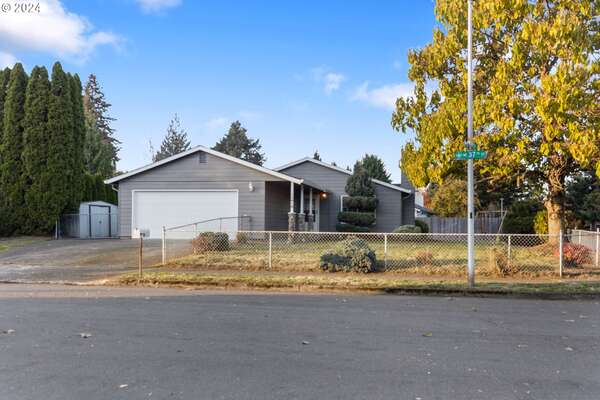 12816 NE 37th St, Vancouver, WA 98682