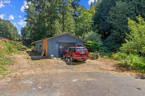 848  Fishpond Rd, Kelso, WA 98626