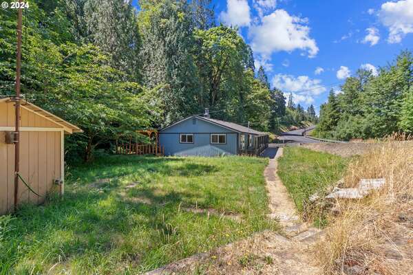 848  Fishpond Rd, Kelso, WA 98626