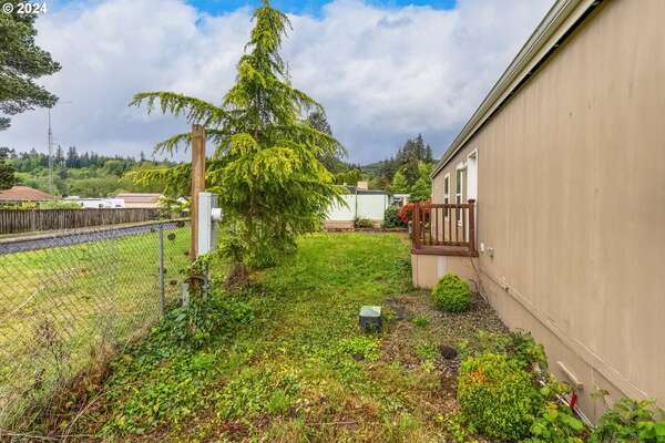 1965  Westside Hwy #7, Kelso, WA 98626