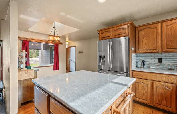 410  Waters Rd, Castle Rock, WA 98611