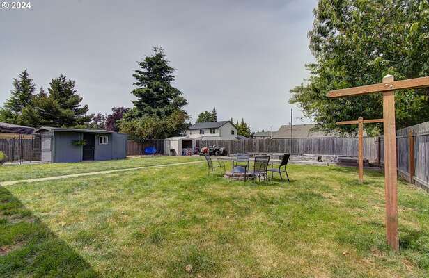 718 NW 21st St, Battle Ground, WA 98604