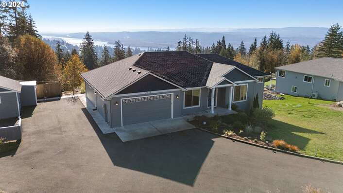 2415  Green Mountain Rd, Kalama, WA 98625