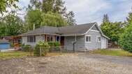 1108 S 8th Ave, Kelso, WA 98626