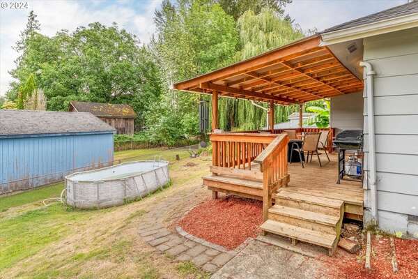 1108 S 8th Ave, Kelso, WA 98626