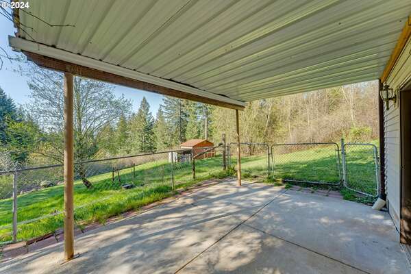 28705 NE 53rd St, Camas, WA 98607