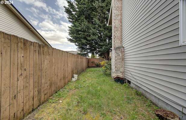 16111 NE 3rd St, Vancouver, WA 98684