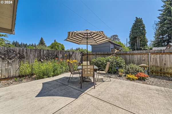 6711 NE 65th Ave, Vancouver, WA 98661