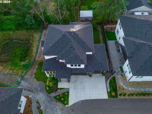 5040  S St, Washougal, WA 98671