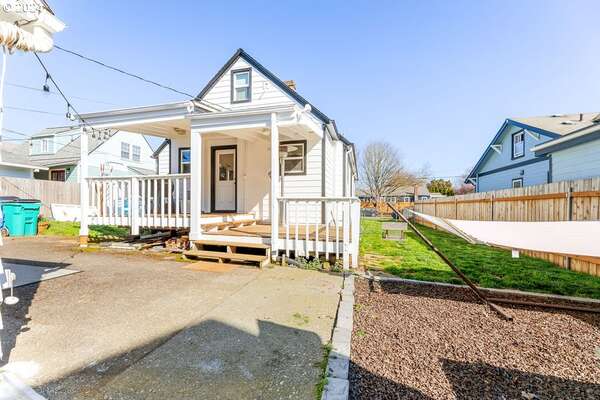 2704  Grant St, Vancouver, WA 98660